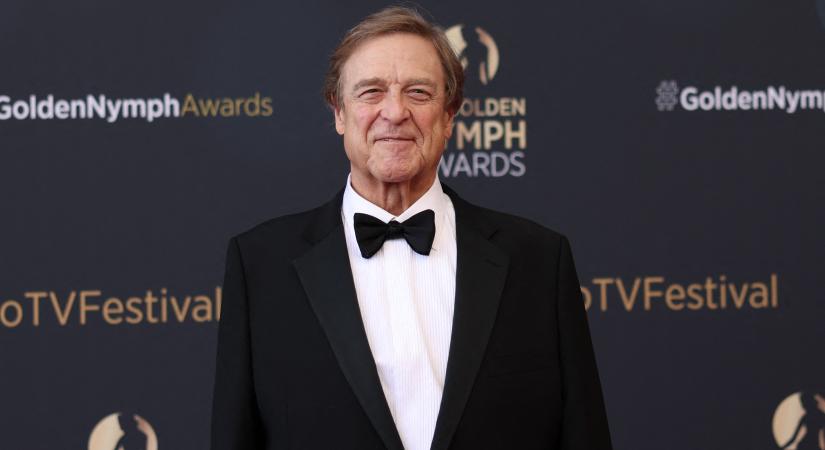 Elképesztő átalakulás! Felismerhetetlenre fogyott John Goodman, 90 kilót dobott le