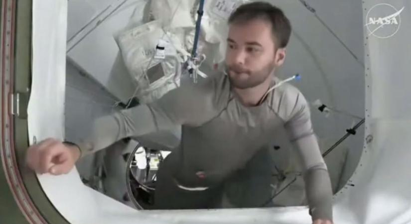 Kapu Tibor visszatért, de két pécsi diák valamit már tudott!