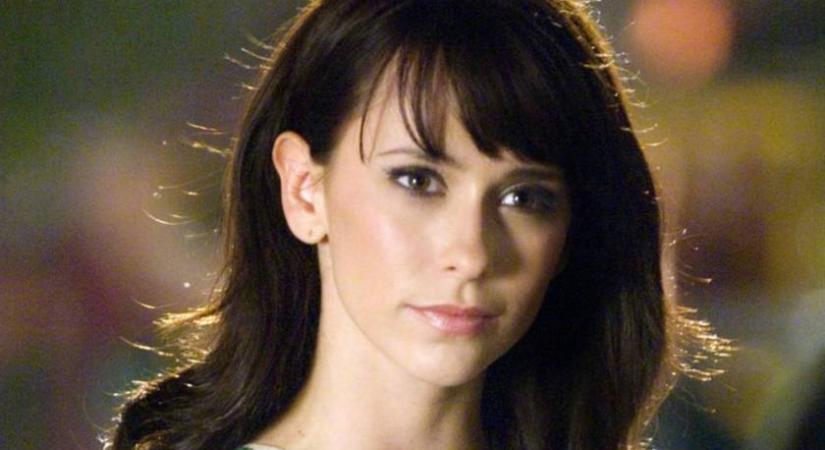 A Szellemekkel suttogó bombázója volt: plusz kilókkal felismerhetetlen Jennifer Love Hewitt