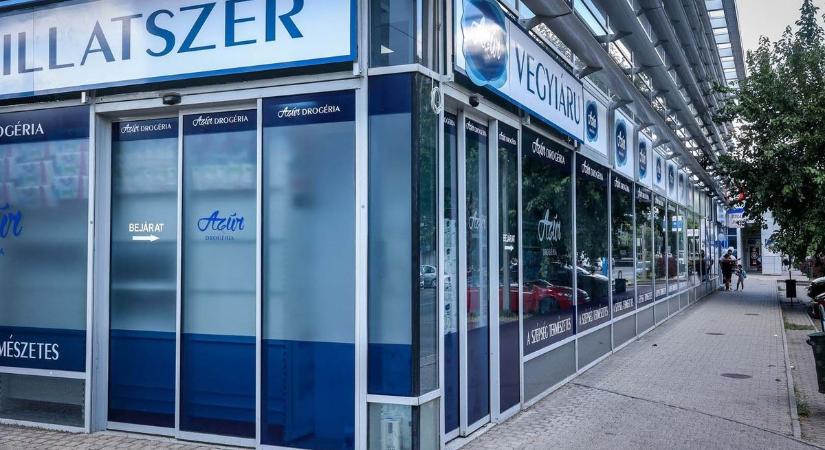 Olyan üzlet nyílt Szekszárdon, amilyen még Budapesten sincs (képgaléria)