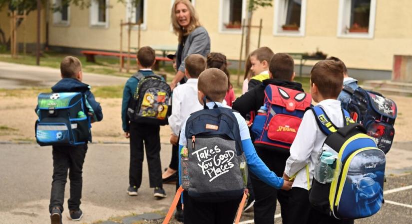 Csökkenteni kellene az osztálylétszámokat