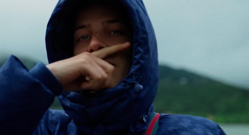Az HBO sorozatot készít Pogány Indulóról, a hazai rapzene feltörekvő sztárjáról