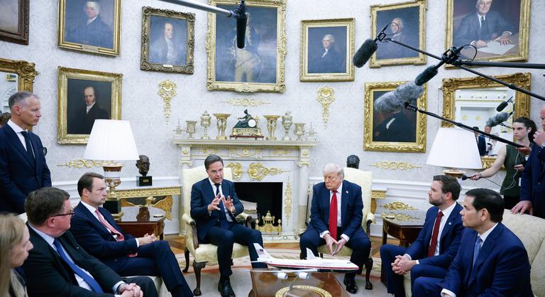 Trump megfenyegette Oroszországot: Ötven napja van Vlagyimir Putyinnak a háború befejezésére