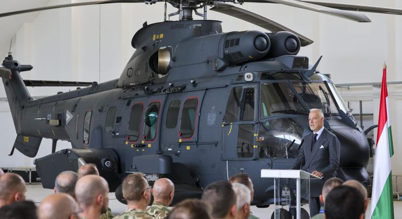 Nézze meg fotókon az Airbus H225 harci helikoptereket – Európa legmodernebb helikopterflottája a magyar
