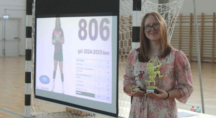 Tóth Csenge 806 gólt jegyzett az idén