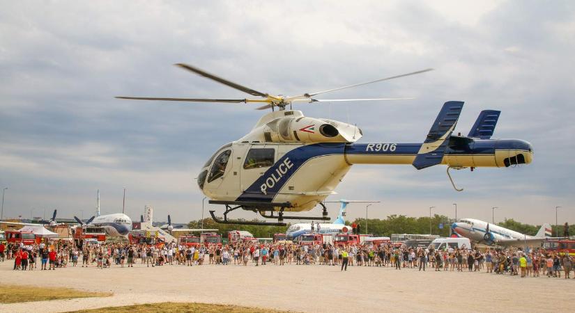 Kékvillogós járműcsodák költöznek szombaton a ferihegyi Aeroparkba
