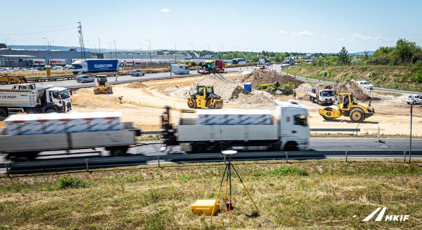 Ideiglenes utak: így kerülheti el a káoszt az M1 bővítése alatt