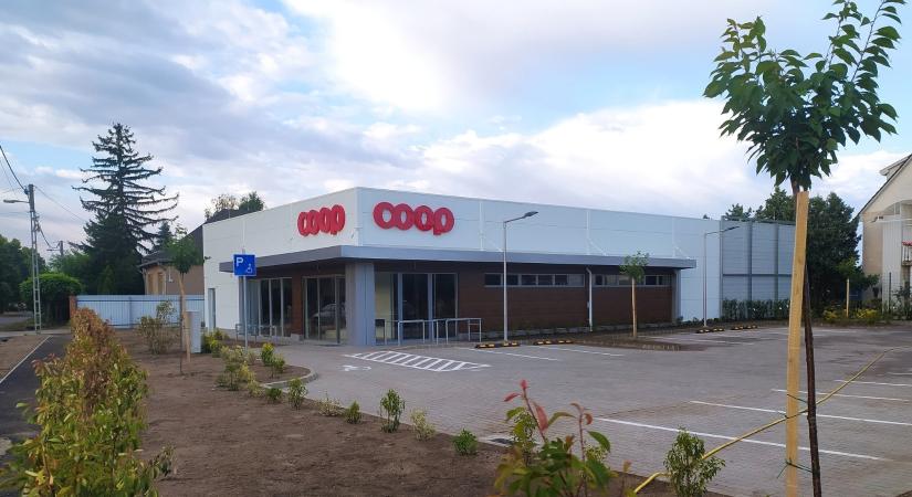 Új bevásárlóközponttal gazdagodott Dél-Debrecen