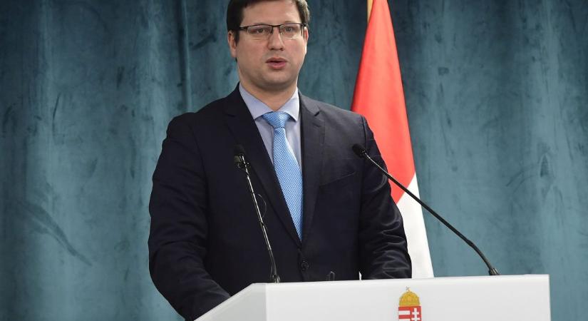 Kislánya született Gulyás Gergelynek