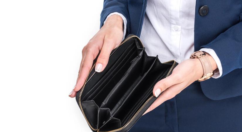 Elgondolkodtató adatot tett közzé a fizetéseinkről az állami hivatal