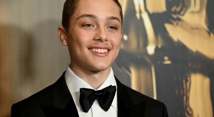 Micsoda izmok! Angelina Jolie és Brad Pitt 17 éves fia ketrecharcos lett és alaposan kigyúrta magát