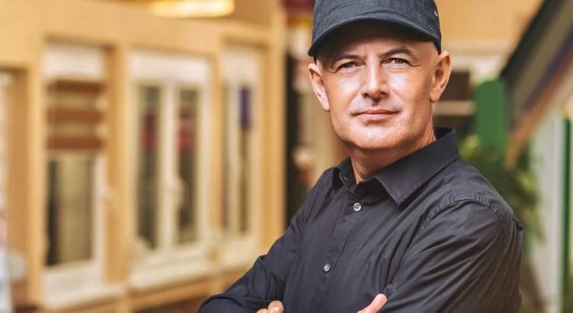 Előkerült egy fotó Vujity Tvrtkóról: így nézett ki sok hajjal, sapka nélkül