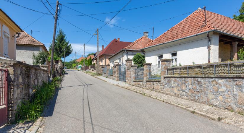 Rúzsa Magdi őszintén vallott arról, milyen volt falun felnőni, és ma hogyan látja a vidéki életet