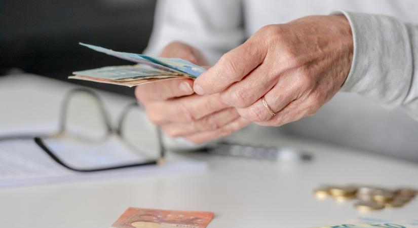 A nyugdíjasok jobban élnek, mint az aktív dolgozók