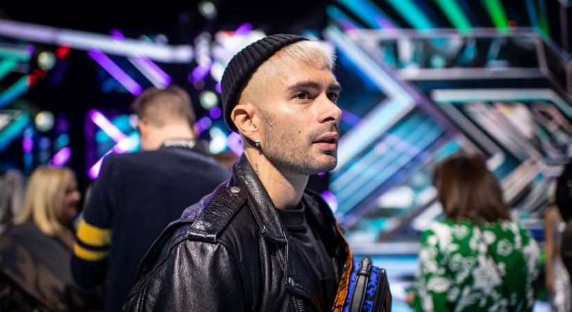 ByeAlex az új Majka? Legújabb dalában a magyar milliárdosokat kritizálja – videó