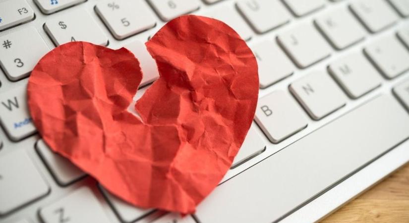 Online csalás, ne dőlj be a romantikus üzeneteknek!