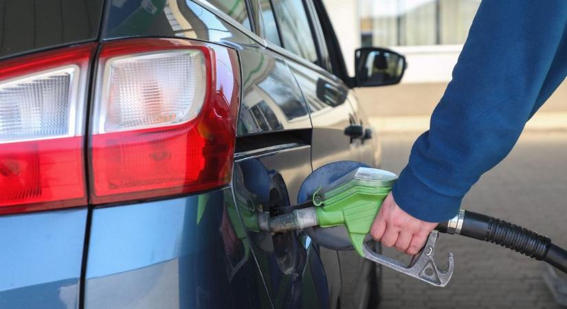 Nincs többé ársapka a szomszédban – hol éri meg tankolni?