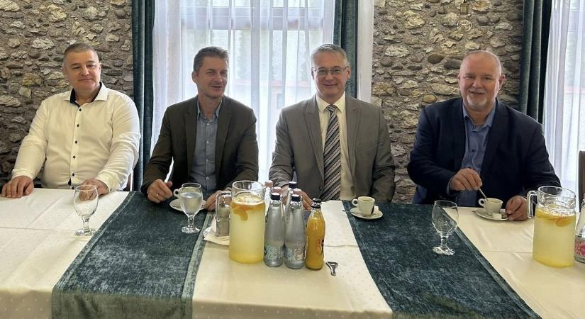 Vállalkozói reggeli a szatmári településen