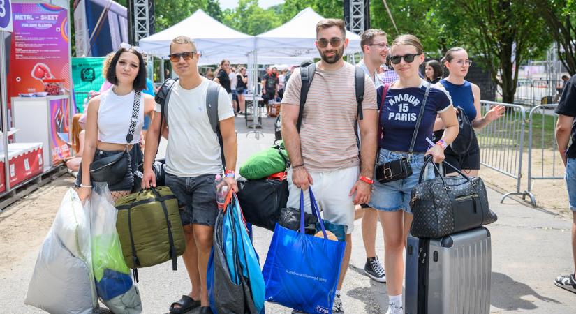 Aki átlép a Campus kapuján, szebb emberré válik - fotókkal, videóval
