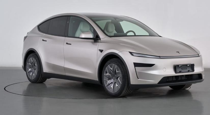 Jön a hatszemélyes Tesla, a Model YL