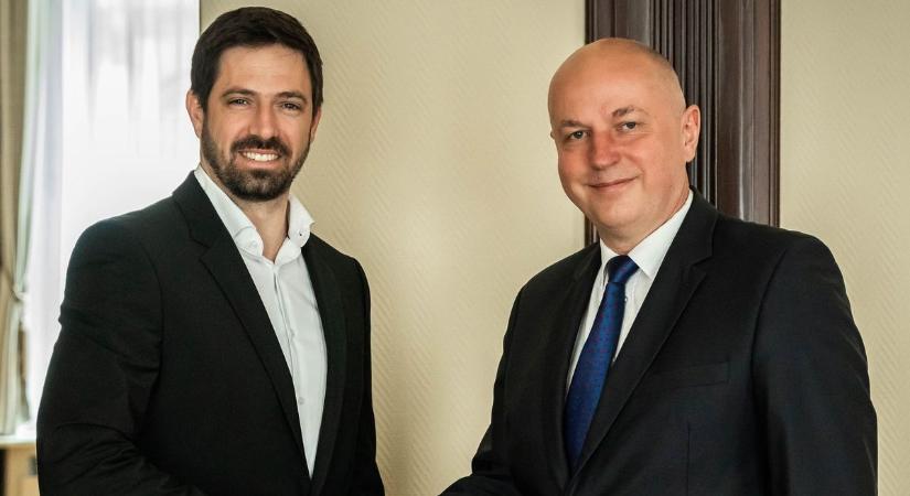 Az államtitkár nekiment Lengyelországnak: égbekiáltó igazságtalanságot emlegetett