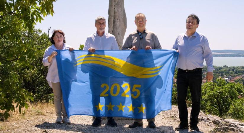 Íme Zala vármegye legjobb strandjai 2025-ben – megszülettek a Kék Hullám Zászló eredmények