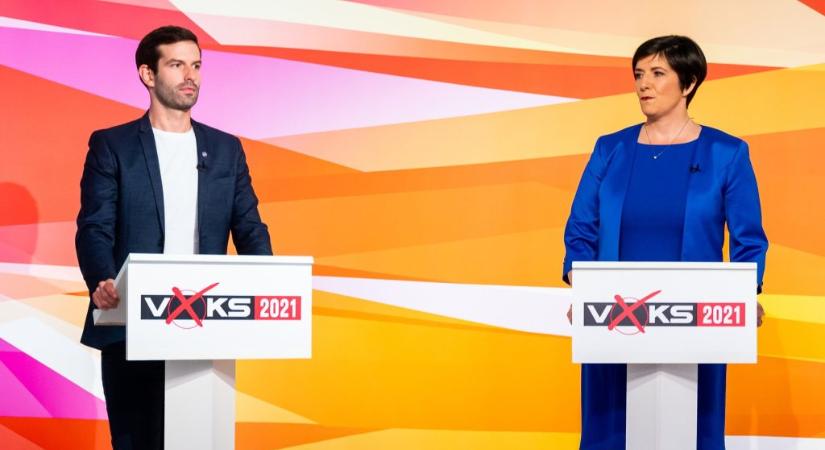 A DK feljelenti a Fideszt választási csalásért, mert a kormánypárt állítólag kilóra akarta megvenni a Momentumot