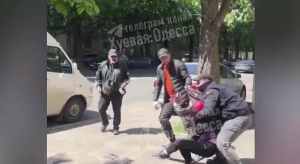 Létezik a kényszersorozás Ukrajnában, ismerte be a katonai hírszerzés vezetője  videó