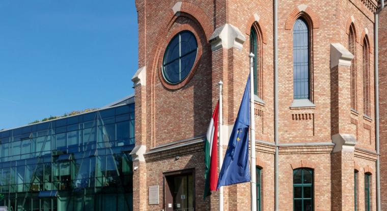 Szigorú feltételekkel, de engedélyezte a GVH a 4iG Csoportnak a PR-Telecom felvásárlását