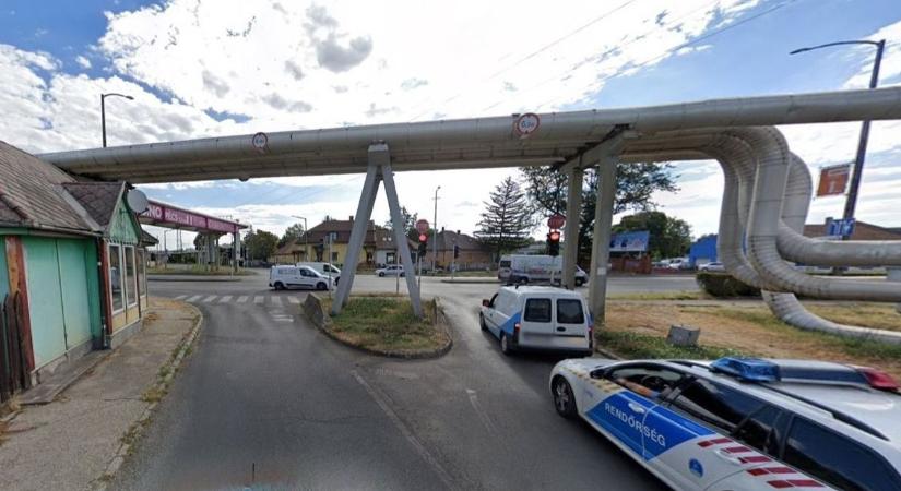 Sokan szidják ezt a kereszteződést: újabb őrült jelenet Pécsen (VIDEÓ)