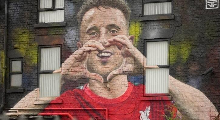 Hatalmas falfestménnyel emlékeznek Diogo Jotára Liverpoolban
