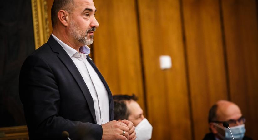 Gépjármű-kiskereskedelemre váltott Illés Károly vállalkozása
