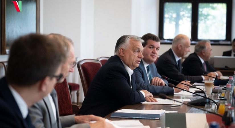 „Ez a brüsszeli terv még tárgyalási alapnak is gyenge” – a kormányülés szünetében jelentkezett Orbán Viktor