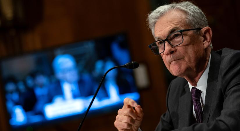 Trump bejelentette: nem tervezi Powell leváltását