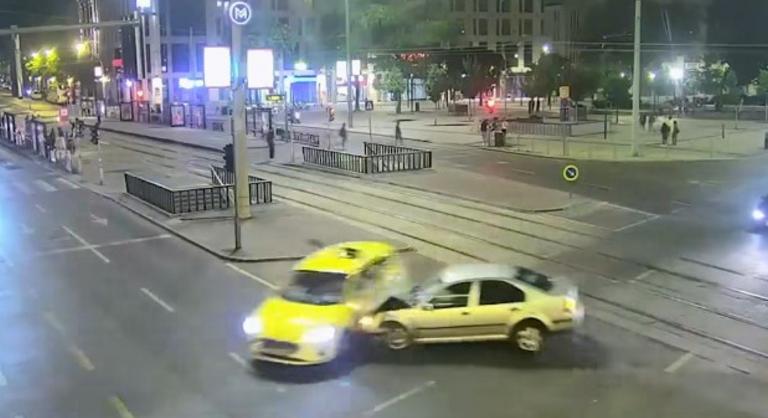 Letartóztatták a taxisba belerohanó autós ámokfutás gyanúsítottjait