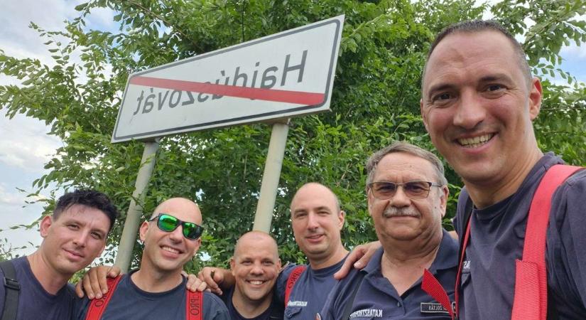 A hevesi tűzoltók is segítettek a hajdú-bihari viharkárok felszámolásában