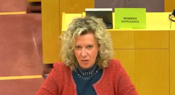 Kollár Kinga nem pontos vagyonnyilatkozatot adott le, a képviselő módosítani fogja a bevallását  videó