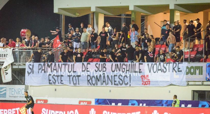 Balhéztak a Dinamo-drukkerek a csíkszeredaiak debütálásán