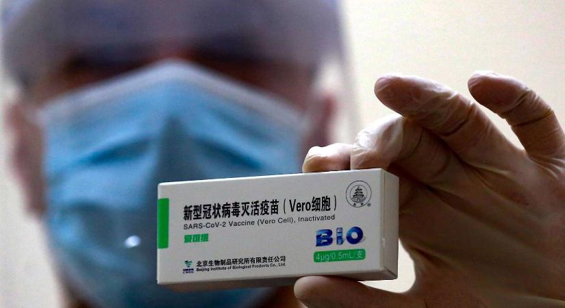 Lemondott a kínai vakcinát gyártó cég két vezetője