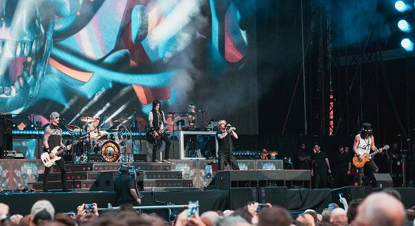 A kevesebb néha több: Guns N’ Roses, Public Enemy koncertbeszámoló - 2025. július 15, Puskás Aréna