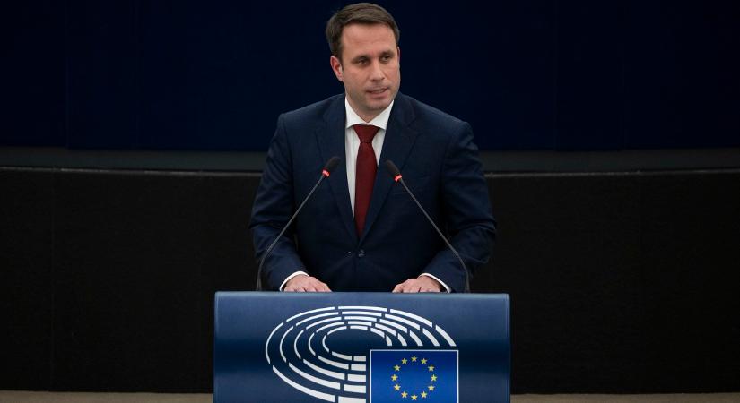 Dömötör Csaba szerint jó oka van a gazdáknak, hogy tüntessenek az Európai Bizottság épülete előtt
