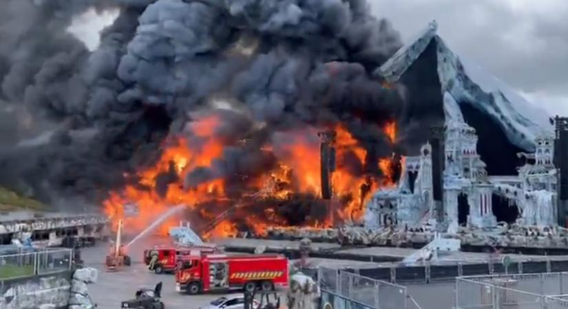 Porig égett a Tomorrowland nagyszínpada – sejtik, mi történt – videó