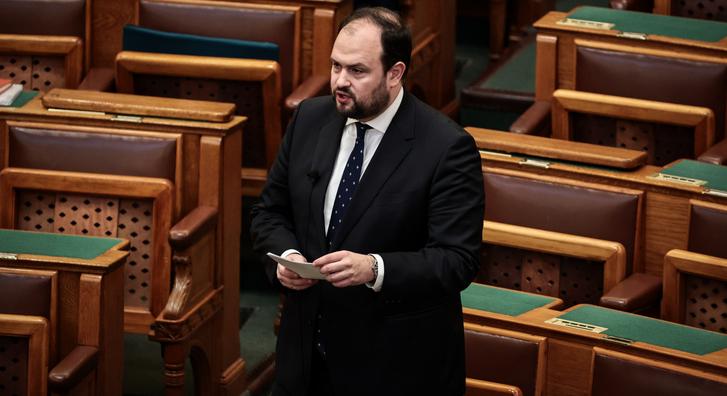 A magyar kormány anyagi támogatást ad Sebestyén József fiának