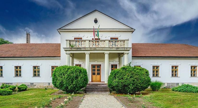 Támogatást kapnak a középiskolások Felsőzsolcán