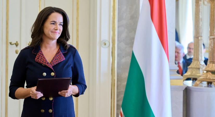 Megtartotta Novák Katalin a 32,5 millió forint közpénzből beszerzett ruhatárát