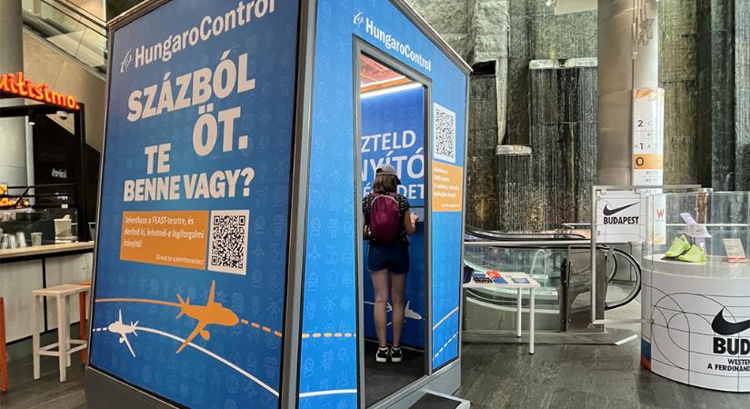 Interaktív toborzóponttal népszerűsíti a légiforgalmi irányító hivatást a HungaroControl