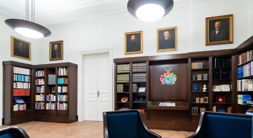 Most ön is megnézheti, milyen a felújított Régi Városháza