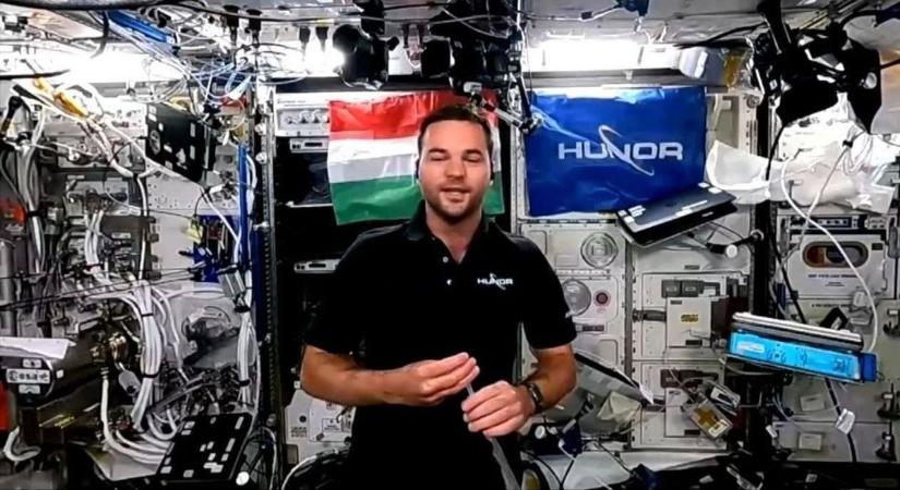 Videó: ilyen a kávészünet 400 kilométerrel a Föld felett - aki bemutatja: Kapu Tibor