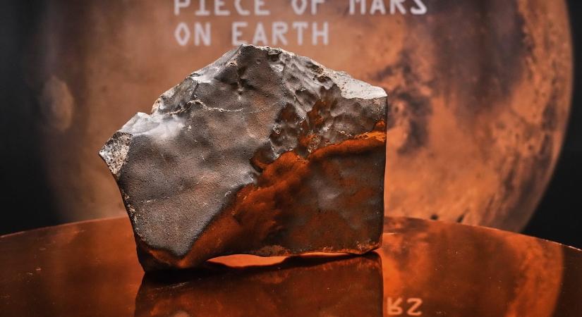 Rekord áron kelt el a világ legnagyobb, Marsról származó meteoritja