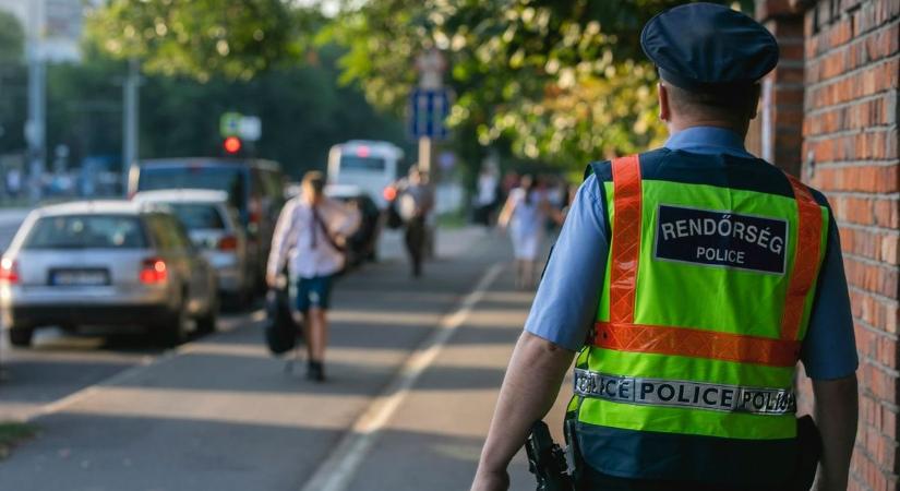 Úgy nekiesett egy anyuka egy kislánynak Hajdú-Biharban, hogy a lány nem tudta abbahagyni a sírást!
